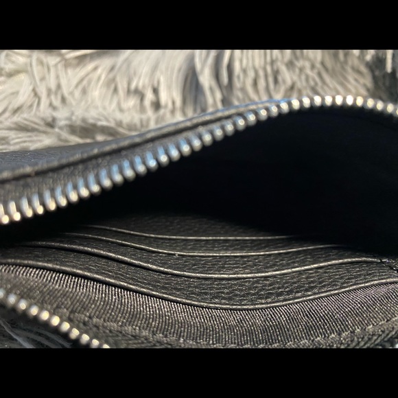 Genuine Pebble Leather Pouch - Picture 3 of 8